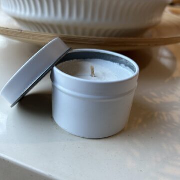 All your favourite Byron Bay Candles scents in mini tins